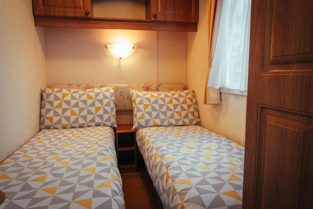 Aaranmore Mobile Home Portrush Extérieur photo